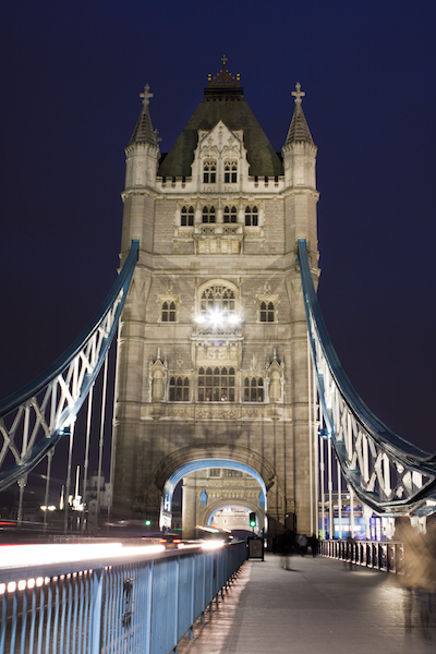 European Travel Bucket List Attractions in the UK  Tower Bridge at night in London, UK #BayouTravel