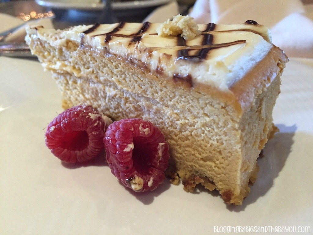 Dessert Bar on Lido Deck - Carnival Cruise Elation - Ship Details, Decor, Dining menu and more #BayouTravel